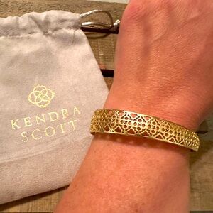 EUC Kendra Scott Vintage Gold Tone Scrolled Filigree Bangle Statement Bracelet
